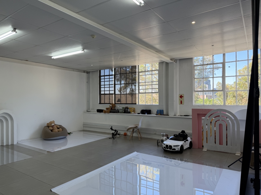 To Let Commercial Property for Rent in Woodstock Western Cape